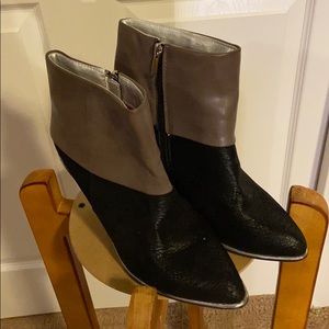 Women’s Cuff Wedge Heel Black/Grey Boots, size 10